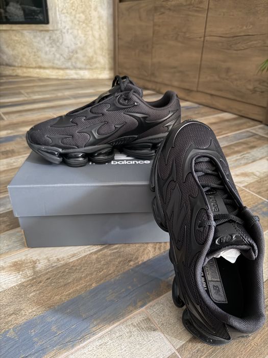 New Balance Abzorb 2000