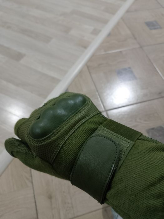 Mănuși tactice noi