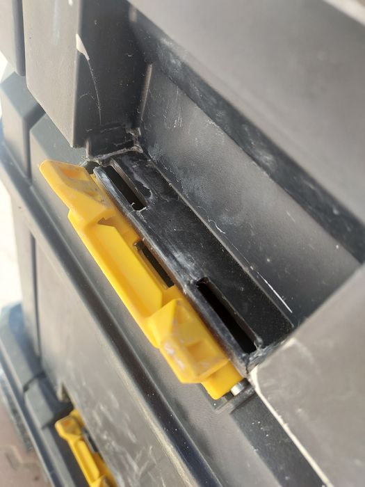 Sistem cutii scule, DeWalt TSTAK, IP54, cu maner telescopic