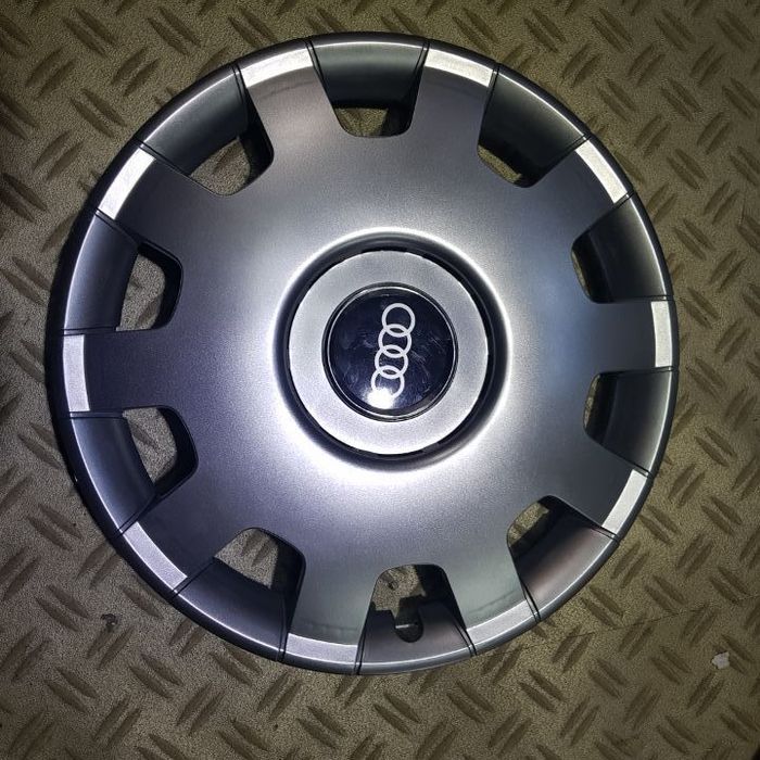 capace roti audi r14  la set de 4 buc ,capace janata aliaj