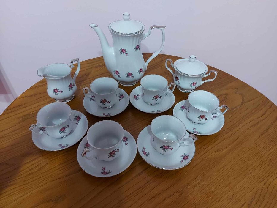 CHODZIEZ Полски сервиз в пефектно състояние.