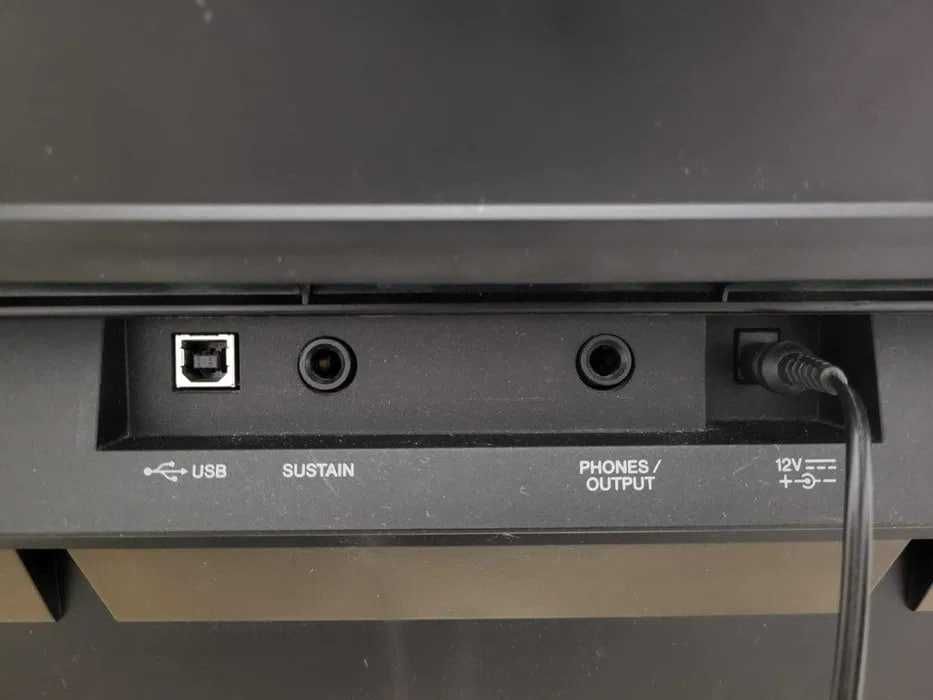 Синтезатор Yamaha PSR-E423