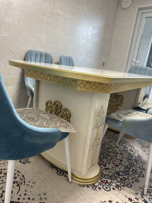 Кухонный стол высокий