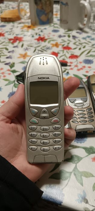 Nokia  3310,6310