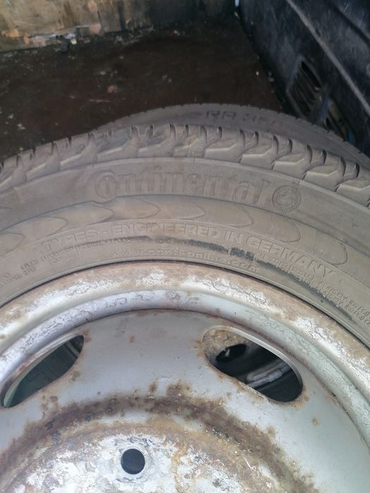 Cauciucuri pe 16, 185/75/R16 C, Continental