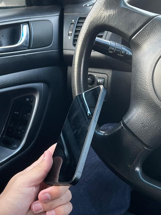 Айфон 14      сатылады    жазыңдар