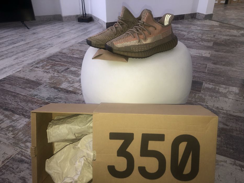 Adidas Yeezy Boost 350 V2 Bone