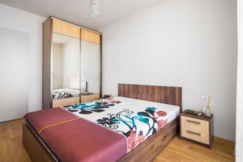 Дава се под наем Двустаен апартамент в София, Обеля 2 - 69 кв.м за 540 € - Снимка #2