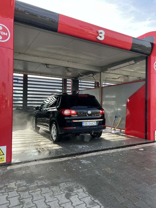 Vând VW Tiguan Off Roud 2.0 TSI 4Motion Track & Field, an fabricație 2010, cutie automata, 170 cp.