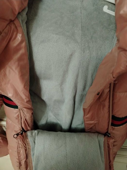 Продам детские комбинезоны