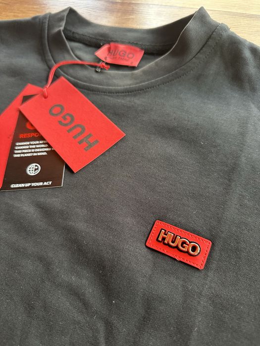 Мъжки,памучен,черен къс комплект Hugo BOSS със зашито метално лого
