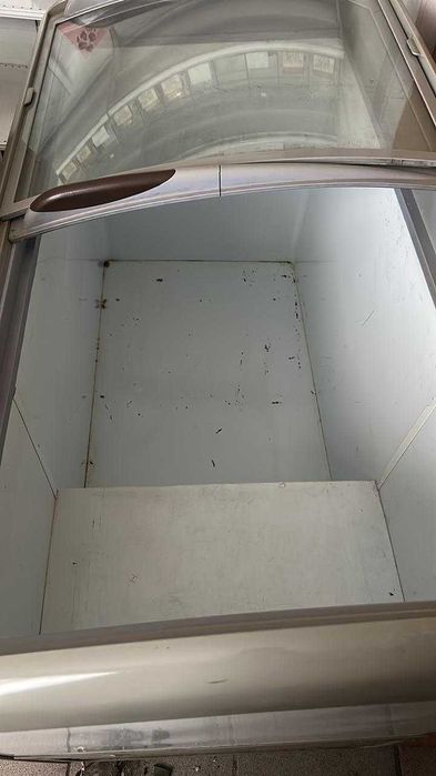 Продам витринные морозильные лари