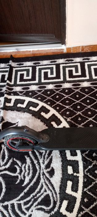 Vând trotineta electrica