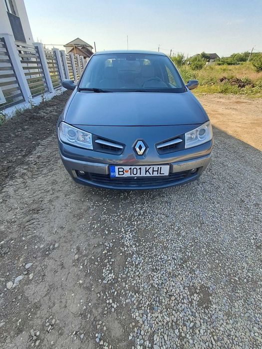 RENAULT Megane