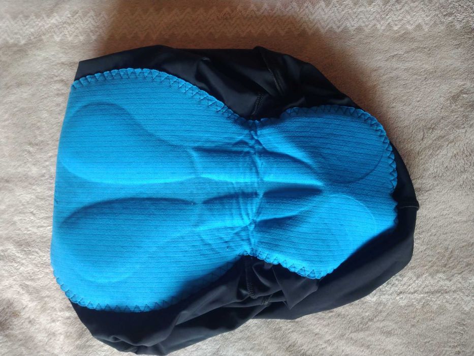 Колоездачен клин и джърси Doltcini