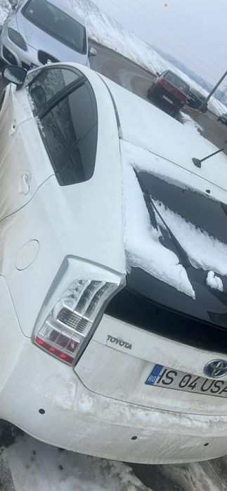 Toyota prius hybrid 2011