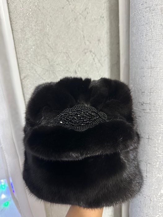 Продам норковую шапку