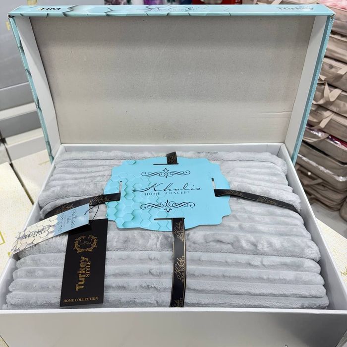 Плед гофра 2 спалка в подарочной коробке+сумке