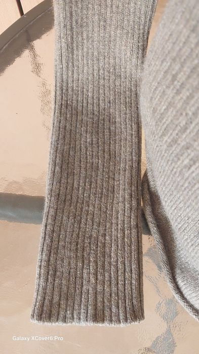 Кашмирена жилетка BANANA REPUELIC. Размер S/XS.