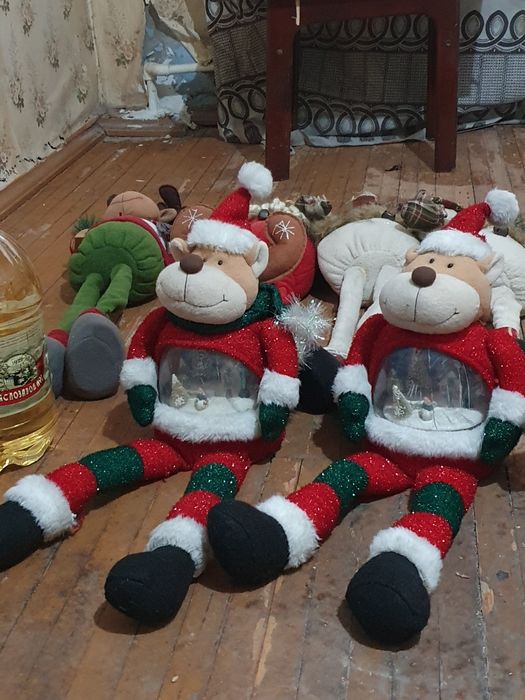 Новогодние игрушки