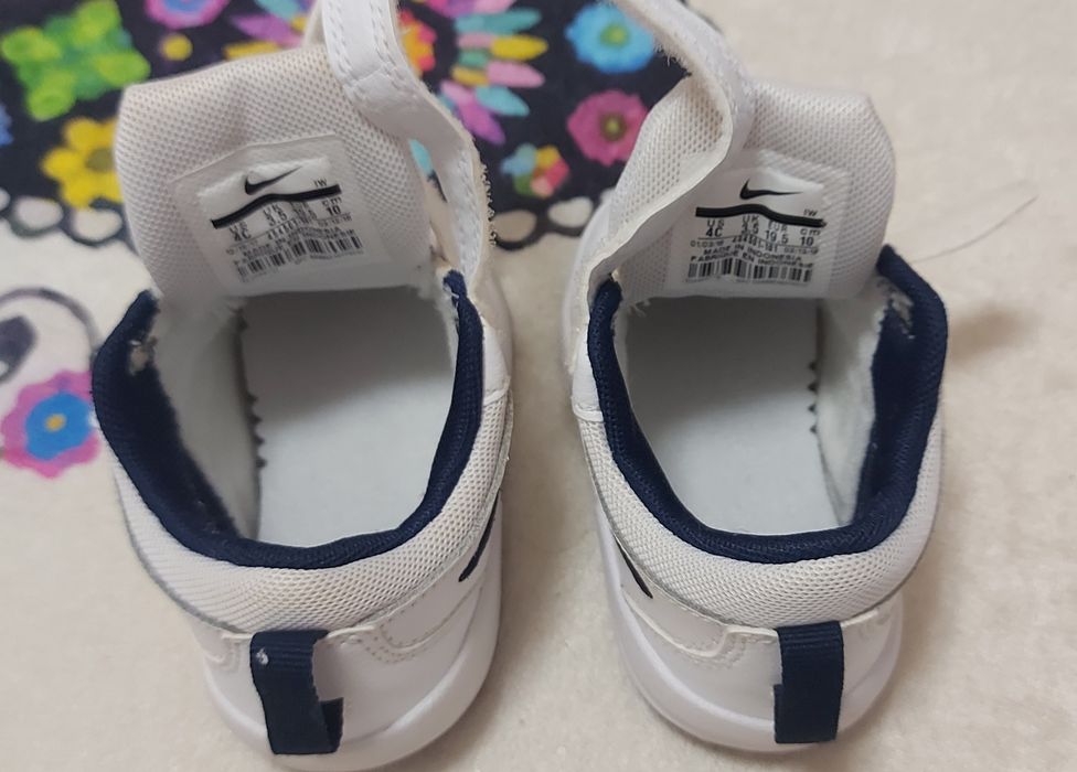 Papucei Nike bebeluși