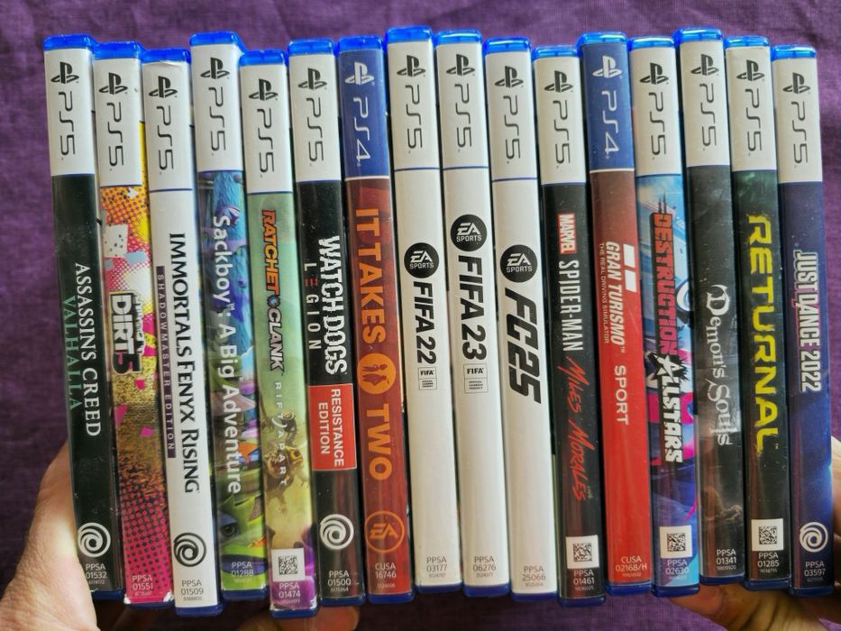 Продавам игри за PS5