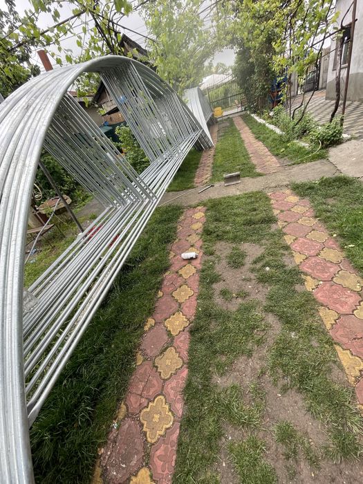 Arcade solar si solare Montate la gata