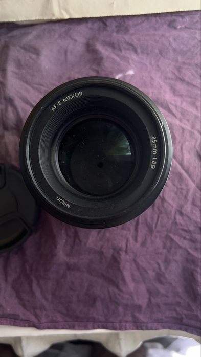 Nikon 85mm f1.8 продам