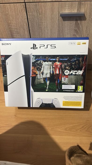 PS5 slim с 2 години гаранция