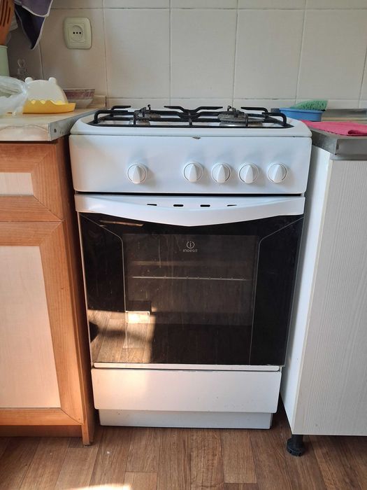 Газовая плита indesit б/у