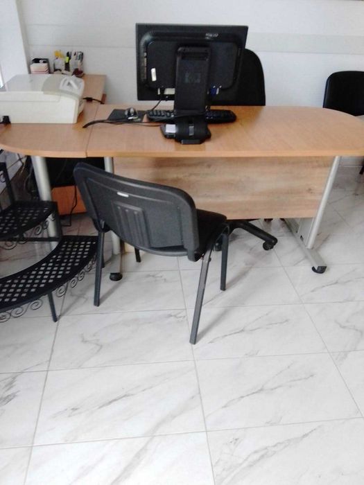 Обзавеждане за офис продавам