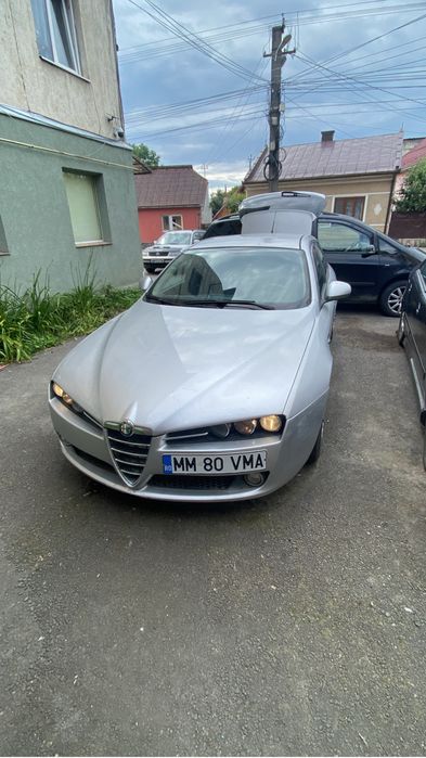Vând Alfa Romeo 159 1.9 JTDM 150CP (2007) - Distribuție schimbată, stare mecanică foarte bună
