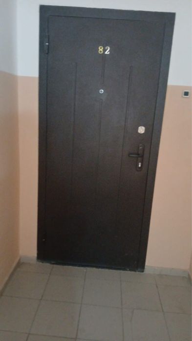 Продам  Входную дверь