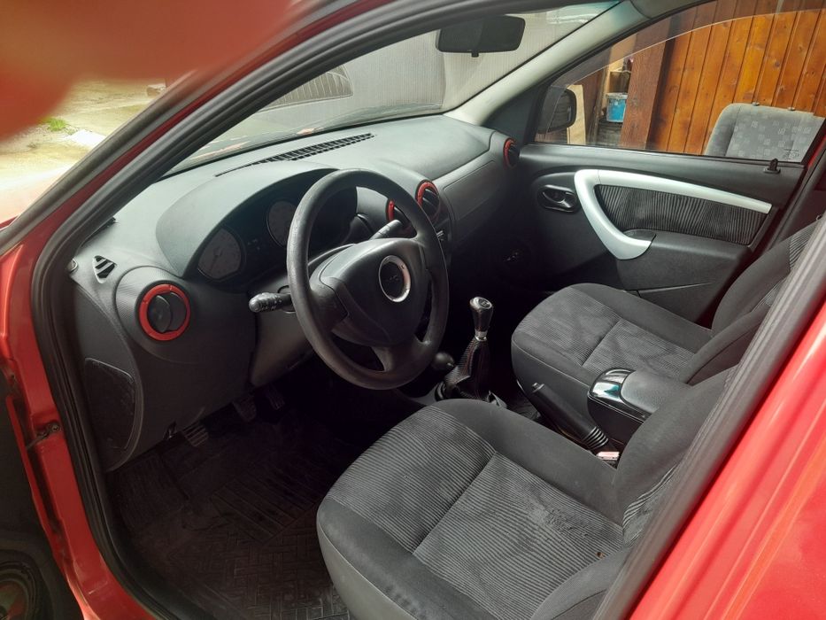 Vind Dacia Logan