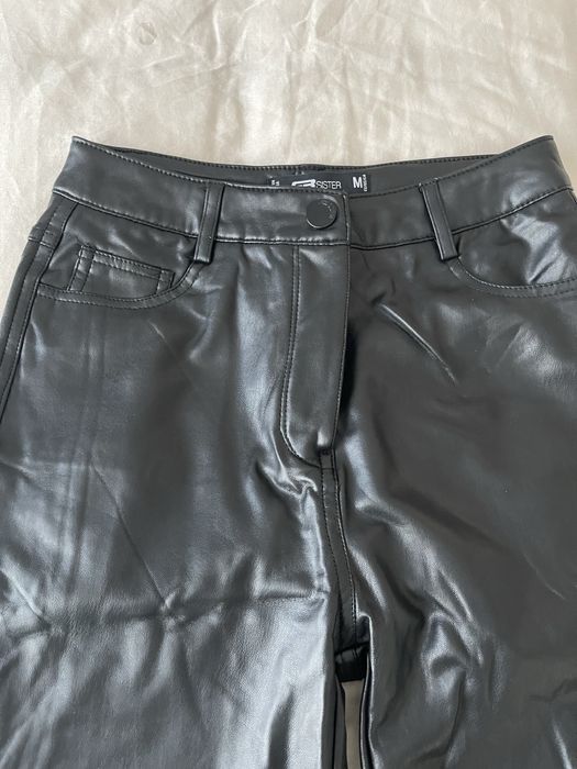 Кожен панталон размер М