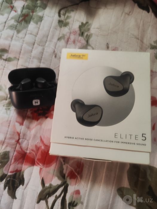Jabra Elite 5 обменяю на ноутбук.
