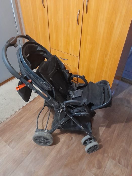 Коляска в хорошем состоянии