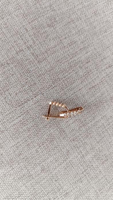 Продам детские золотые сережки