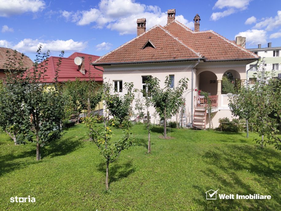 Casa de vanzare in Andrei Muresanu, teren 867mp – zona exclusivista!