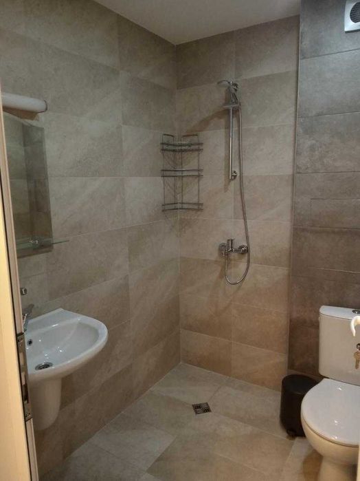 Дава се под наем Двустаен апартамент в София, Горубляне - 56 кв.м за 375 € - Снимка #2