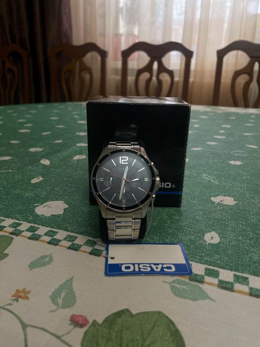 Новые оригинальные наручные часы Casio