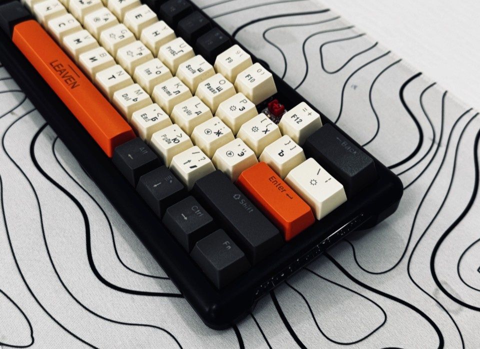 продам игровую клавиатуру
