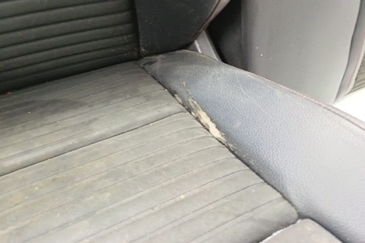 Scaune interior Mercedes-Benz CLA-Class C117 (facelift)