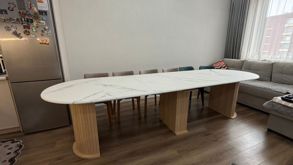 Столы трасформеры и кухонные столы .
