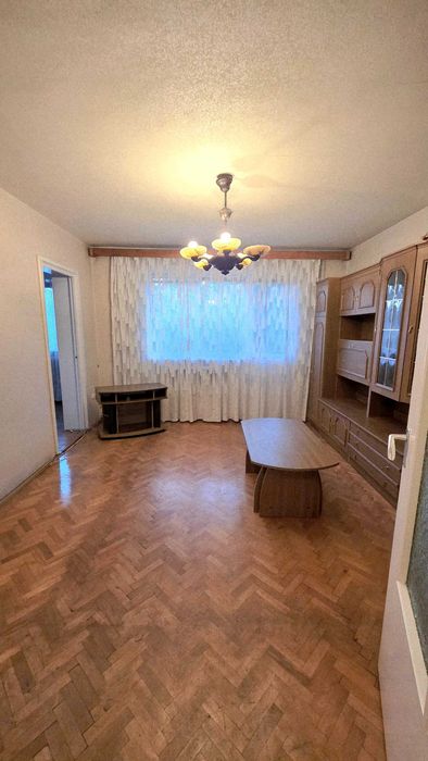 Vând apartament 3 camere în Târgu Mureș, zonă liniștită și verde, str. Moldovei