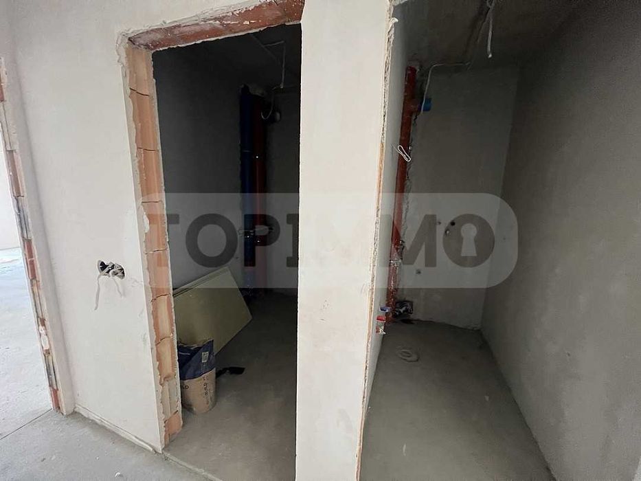 Продава се Тристаен апартамент в Варна, Владислав Варненчик - 85 кв.м за 1589 €/кв.м - Снимка #15