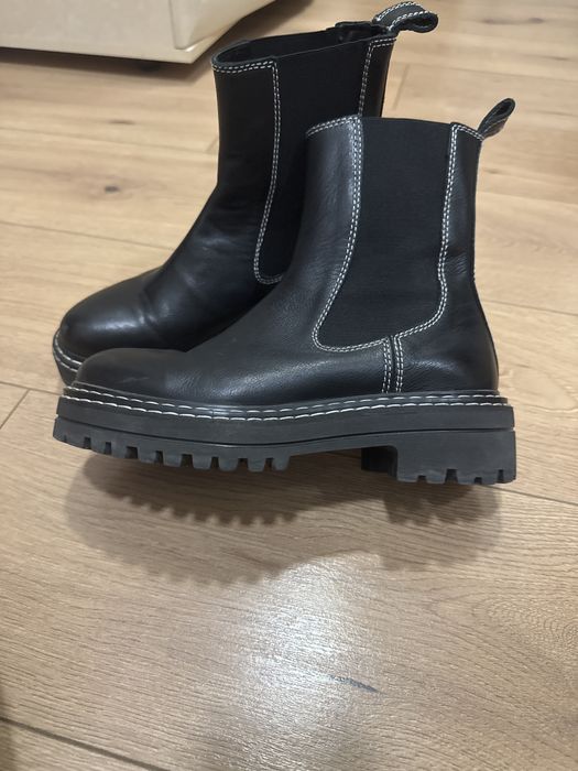 Продам женские Ботинки челси натуралтная кожа 100%. Размер 36