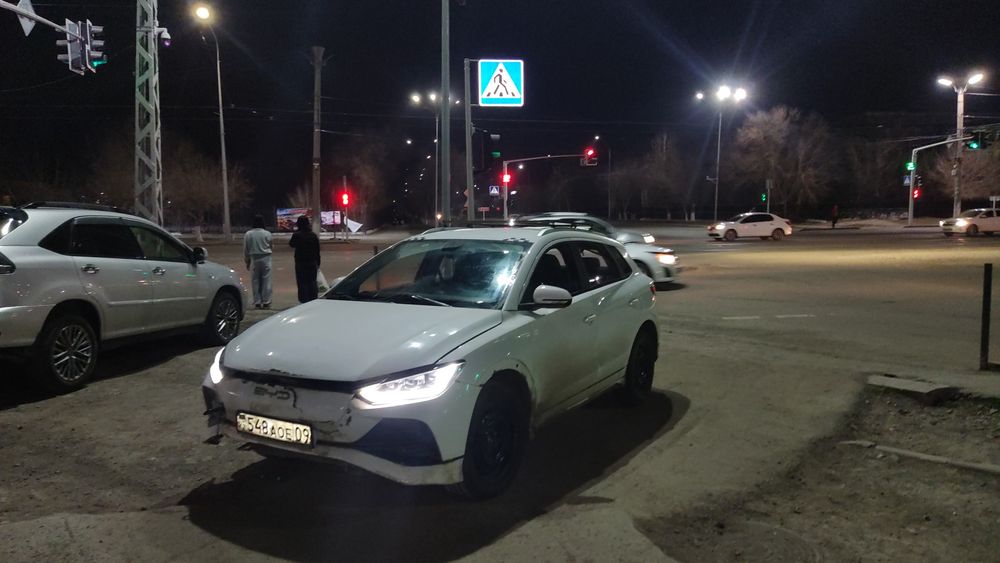 BYDE2  электромобиль