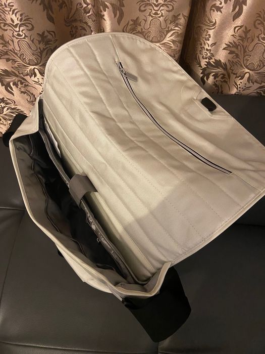 Geanta albă  (Genti noi 2 buc)