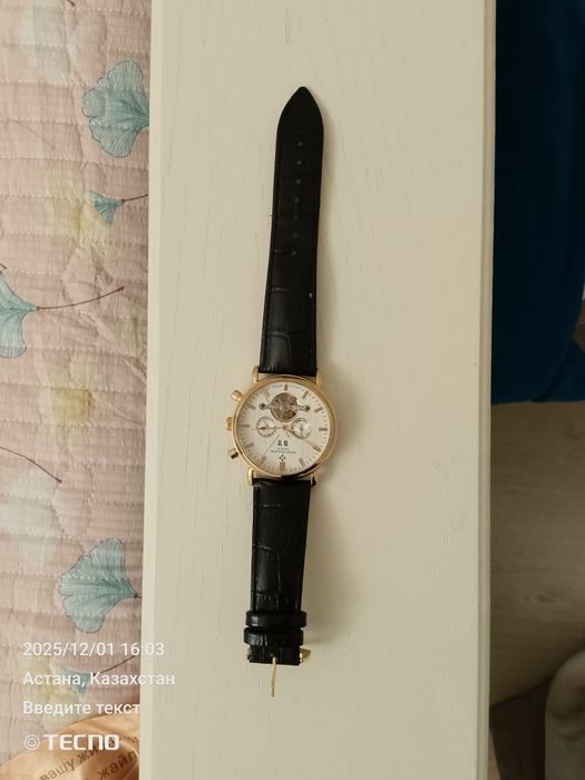 Часы Механические